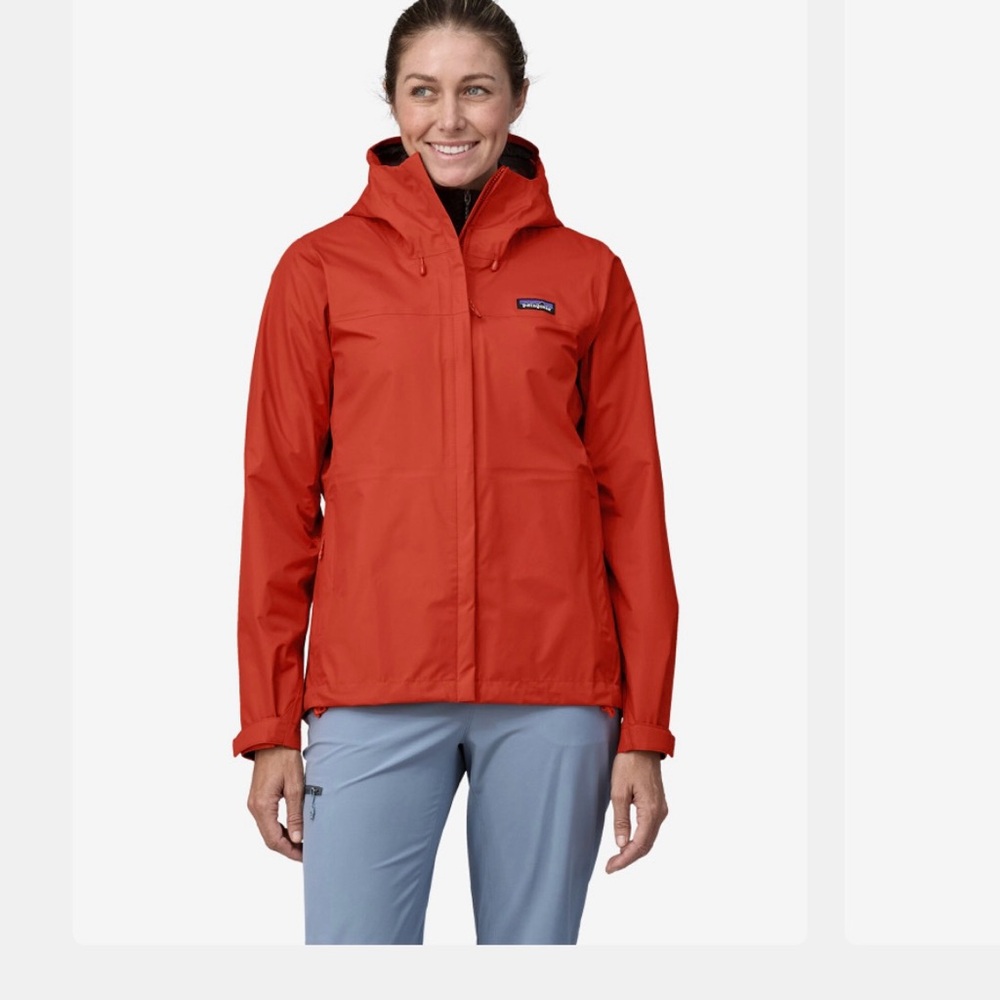 Patagonia Women's Red Torrentshell Rain Jacket (Small)